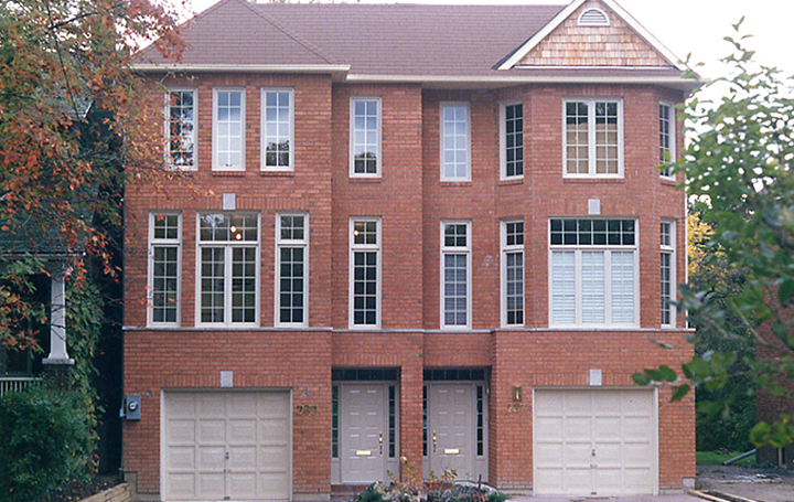 Keewatin Avenue, Toronto